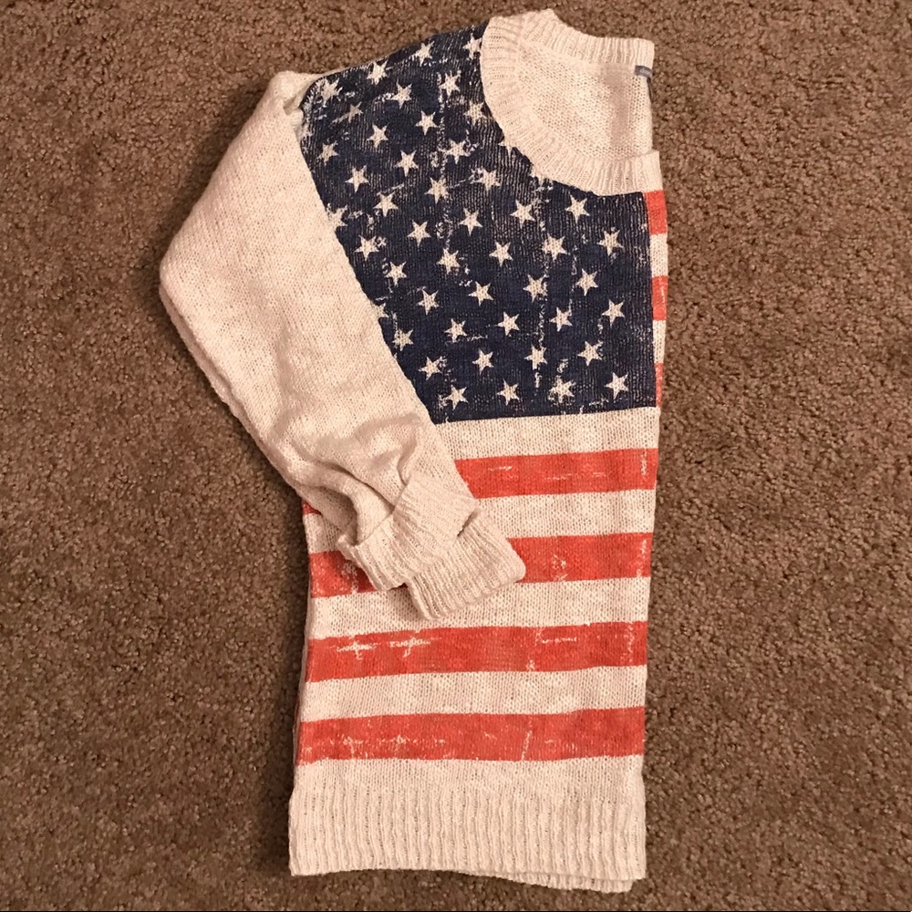 VINTAGE FLAG SWEATER